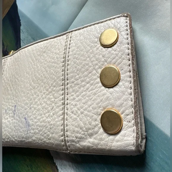 Hammitt 110 North Pebble Leather Wallet In Calla Lilly White/Brushed Gold - Picture 5 of 15